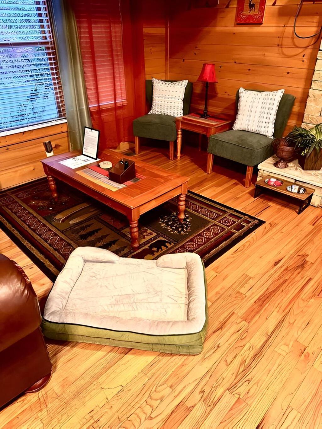 Prime Mountain Cabin - Near Galinburg Downtown Gatlinburg Eksteriør bilde