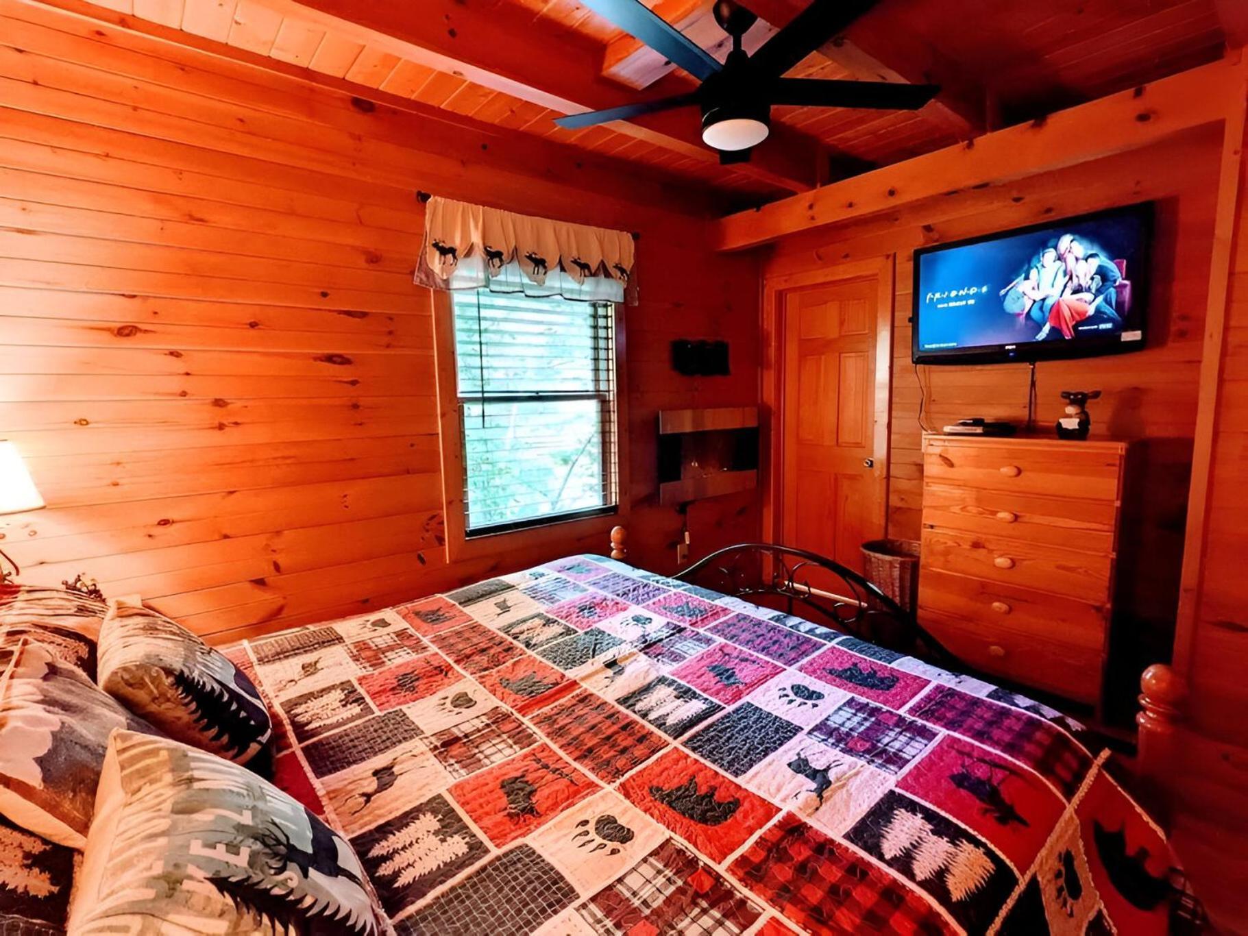 Prime Mountain Cabin - Near Galinburg Downtown Gatlinburg Eksteriør bilde